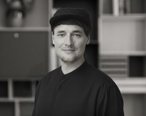 Adam Haxholdt